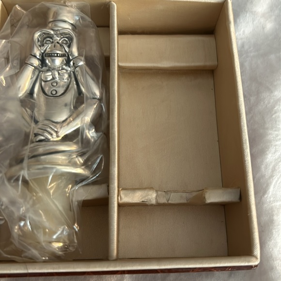 Vintage Neiman Marcus “No Evil” Monkey Wine Stoppers with Box - Picture 8 of 15